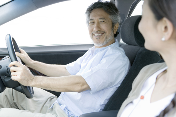 シニアカップルドライブ